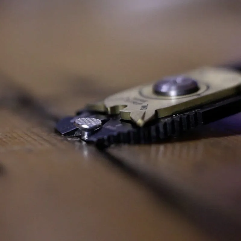 20 in 1 Pocket Multi Tool Keychain Offer