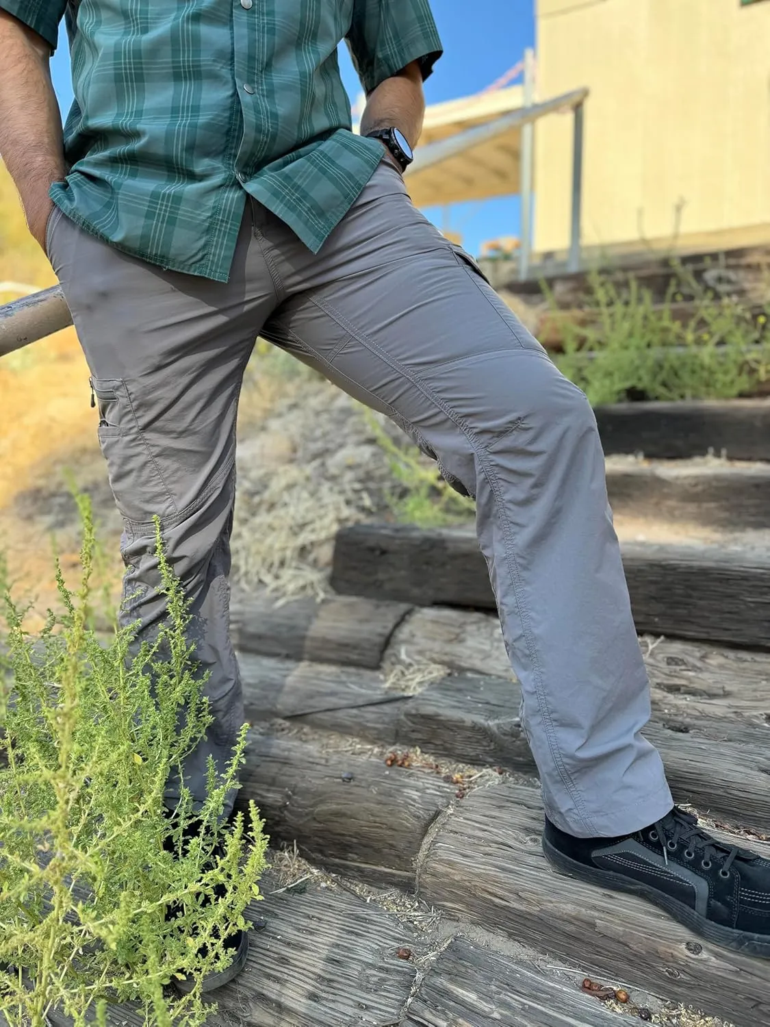 LAPG Men's Nomad Trail Hiking Pants, Flexible & Lightweight Stretch Tactical Cargo Pants, Outdoor Hiking Pants for Men