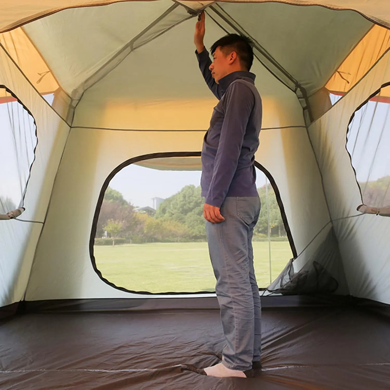 Lightweight Instant Pop Up Tent for 3 to 4 Person Automatic Opening Hydraulic Double Layer Portable Automatic Tent Family Camping Tent with Porch