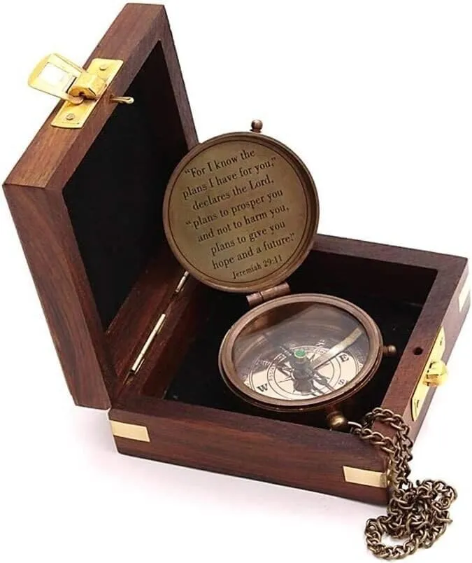 Nautical Vintage Brass Compass Style Lid Direction Pocket Compass with Wooden Box Collectibals.