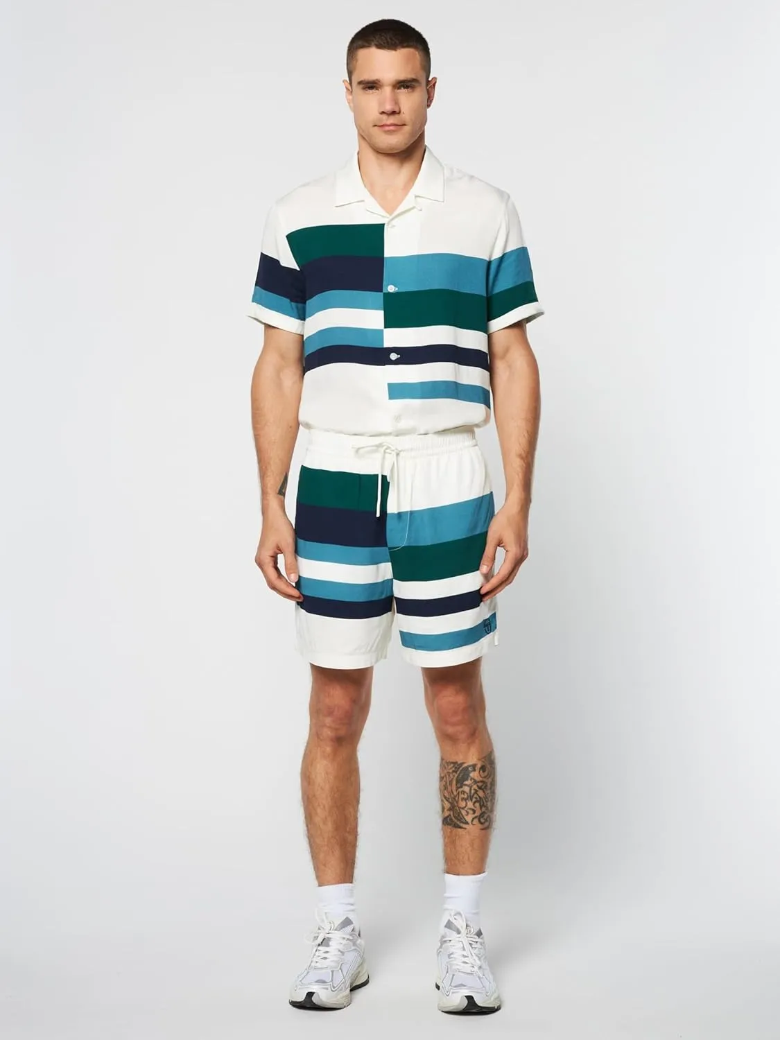 Sergio Tacchini Pennellata Short- Gardenia/Multi