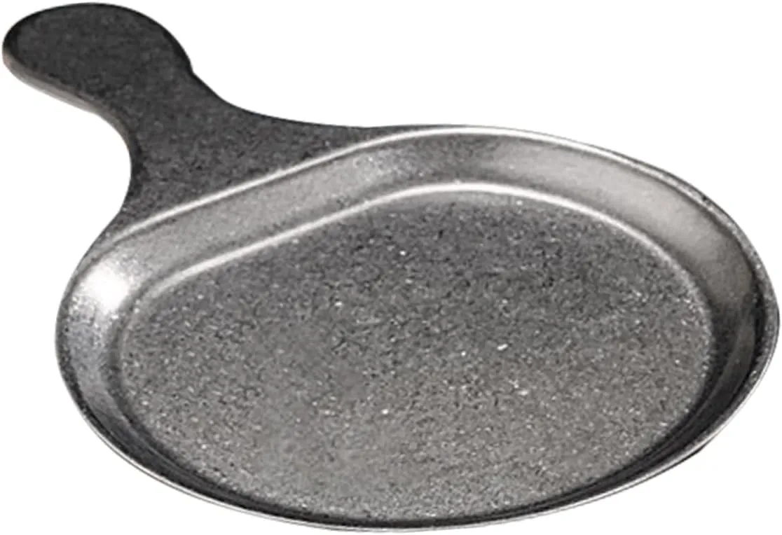 Vintage Stainless Steel Serving Plate with Handle Retro Distressed Design Bbq Pan for Camping Fajitas and Outdoor Dining and Versatile Grilling Tray